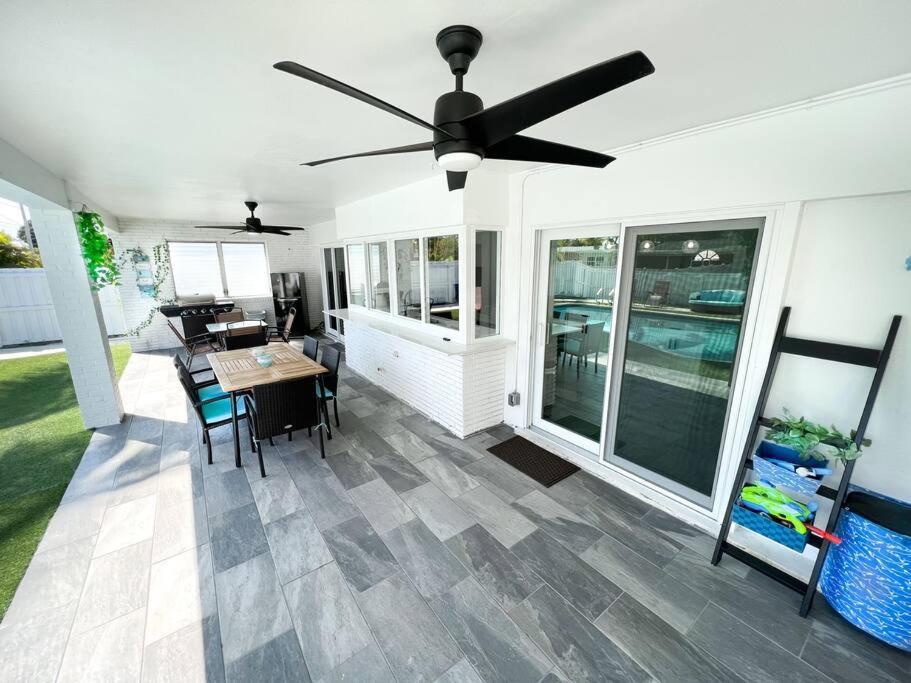 Luxurious & Modern Open Floor Plan Heated Pool Villa ฮอลลีวูด ภายนอก รูปภาพ